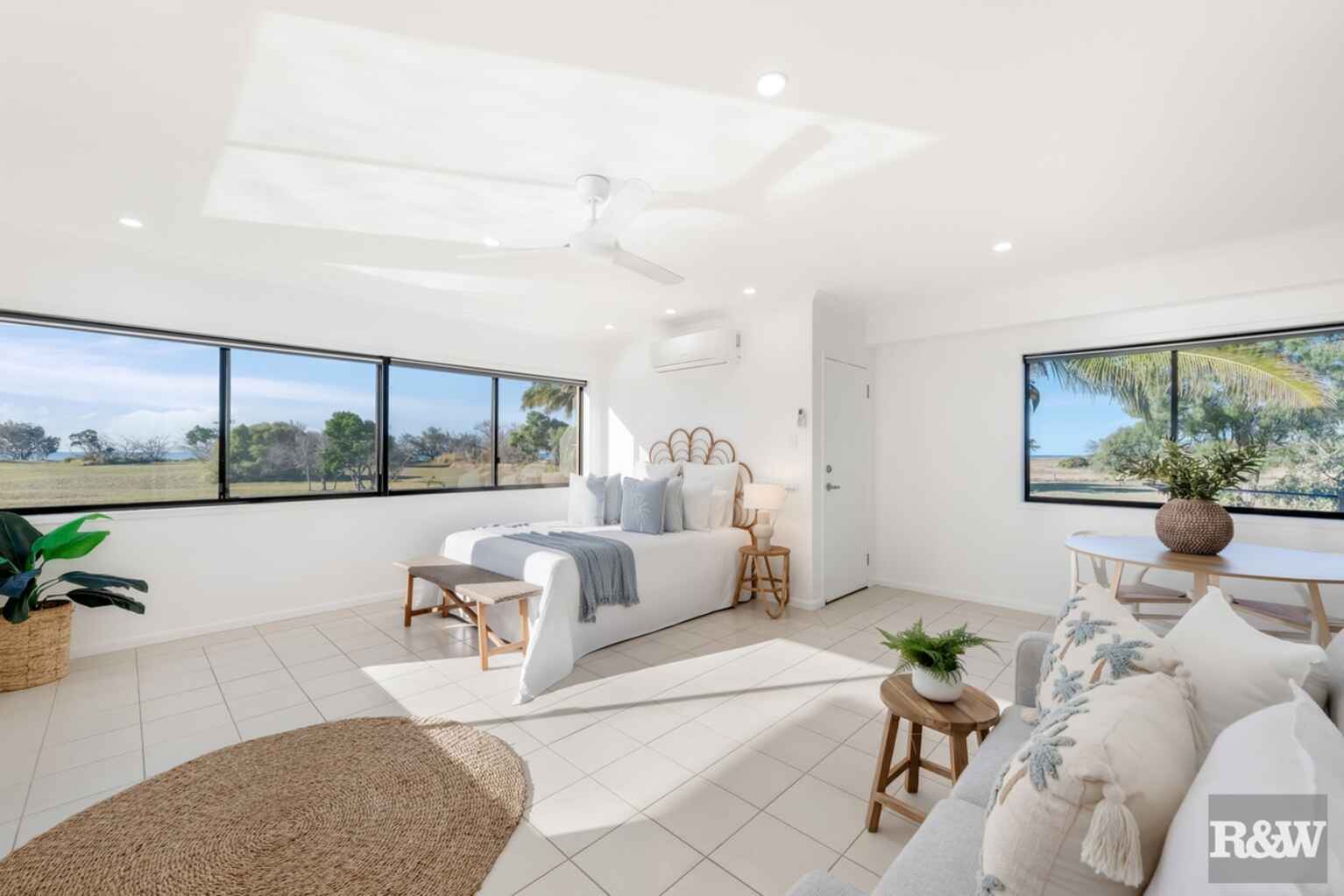 126 Sylvan Drive Moore Park Beach 126 Sylvan Drive Moore Park Beach