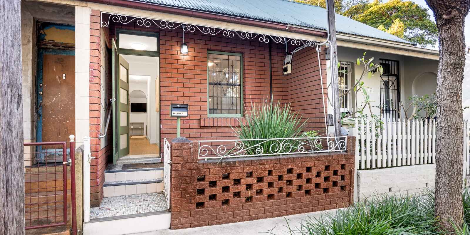 42 Alexander Street Alexandria