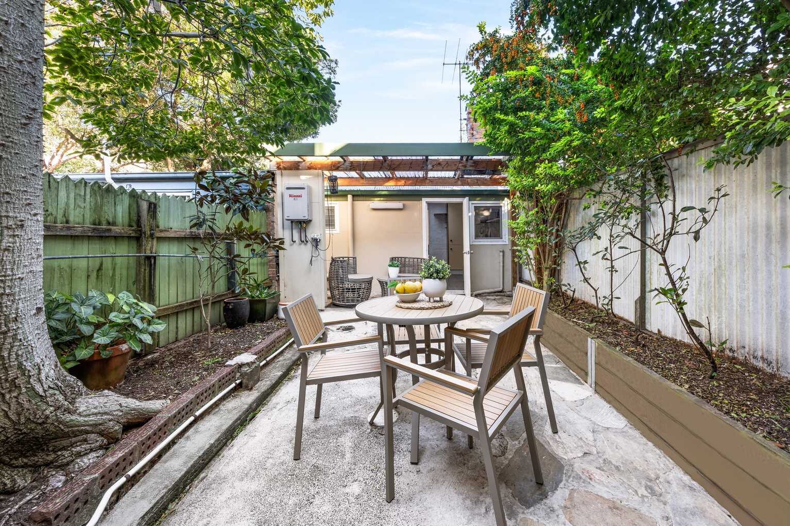 42 Alexander Street Alexandria