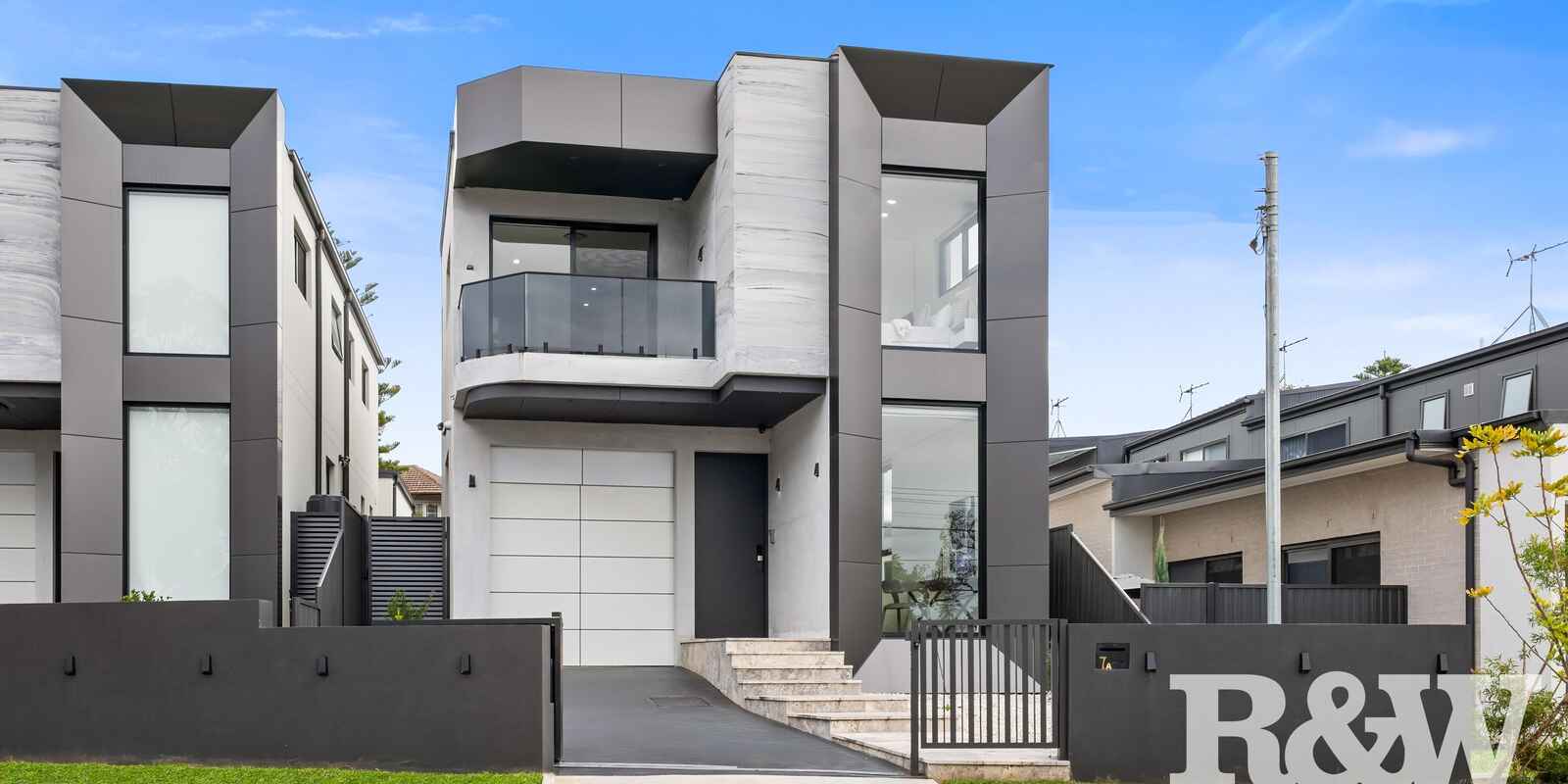 7A Holland Crescent Casula 7A Holland Crescent Casula