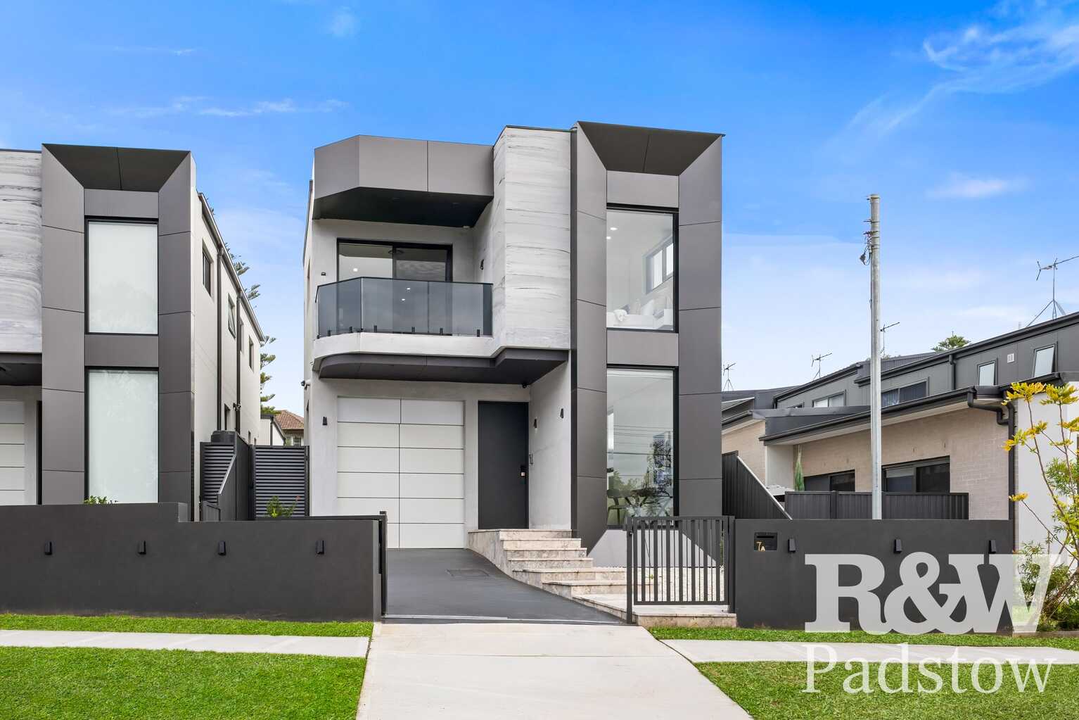 7A Holland Crescent Casula 7A Holland Crescent Casula