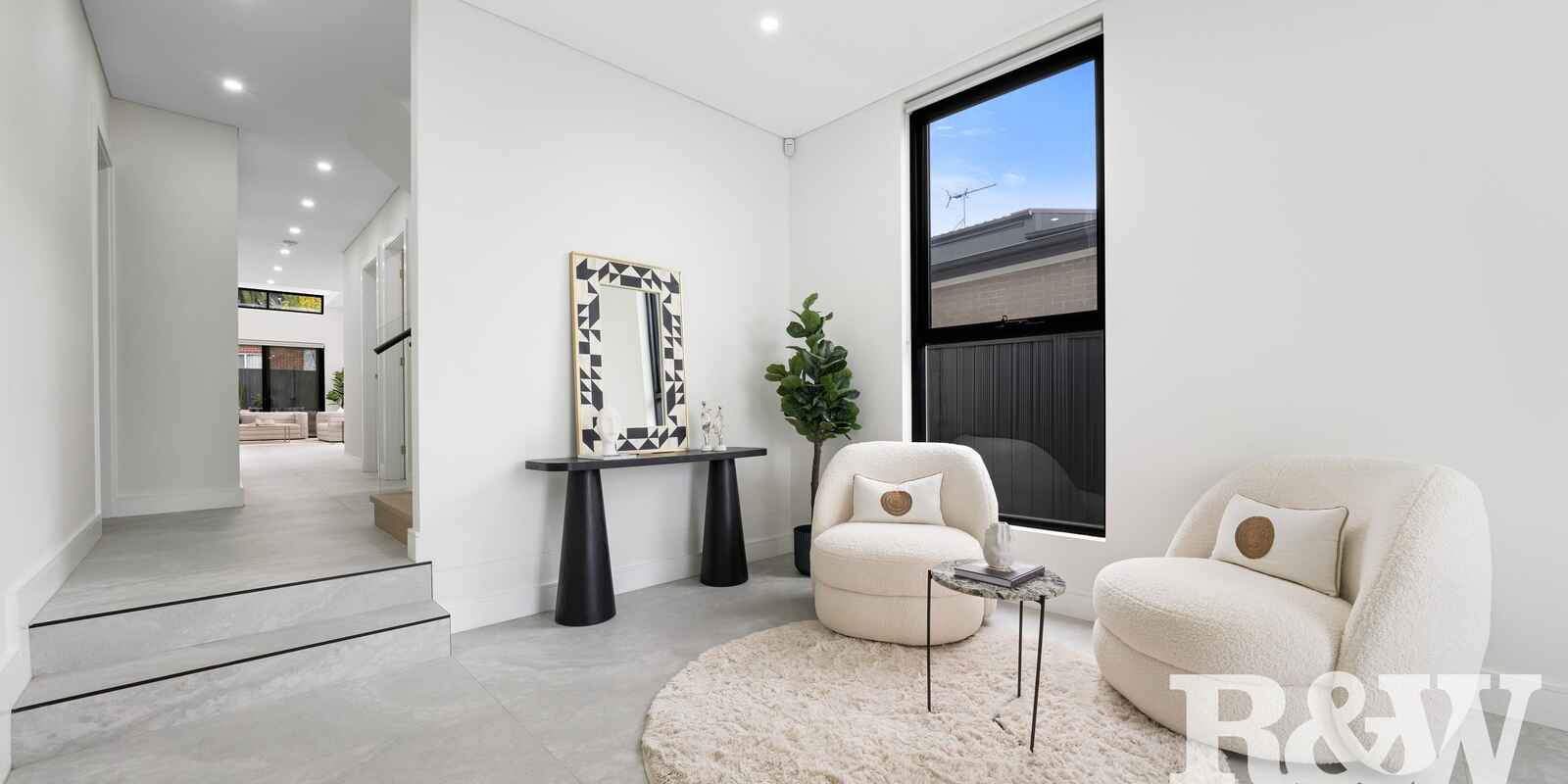 7A Holland Crescent Casula 7A Holland Crescent Casula
