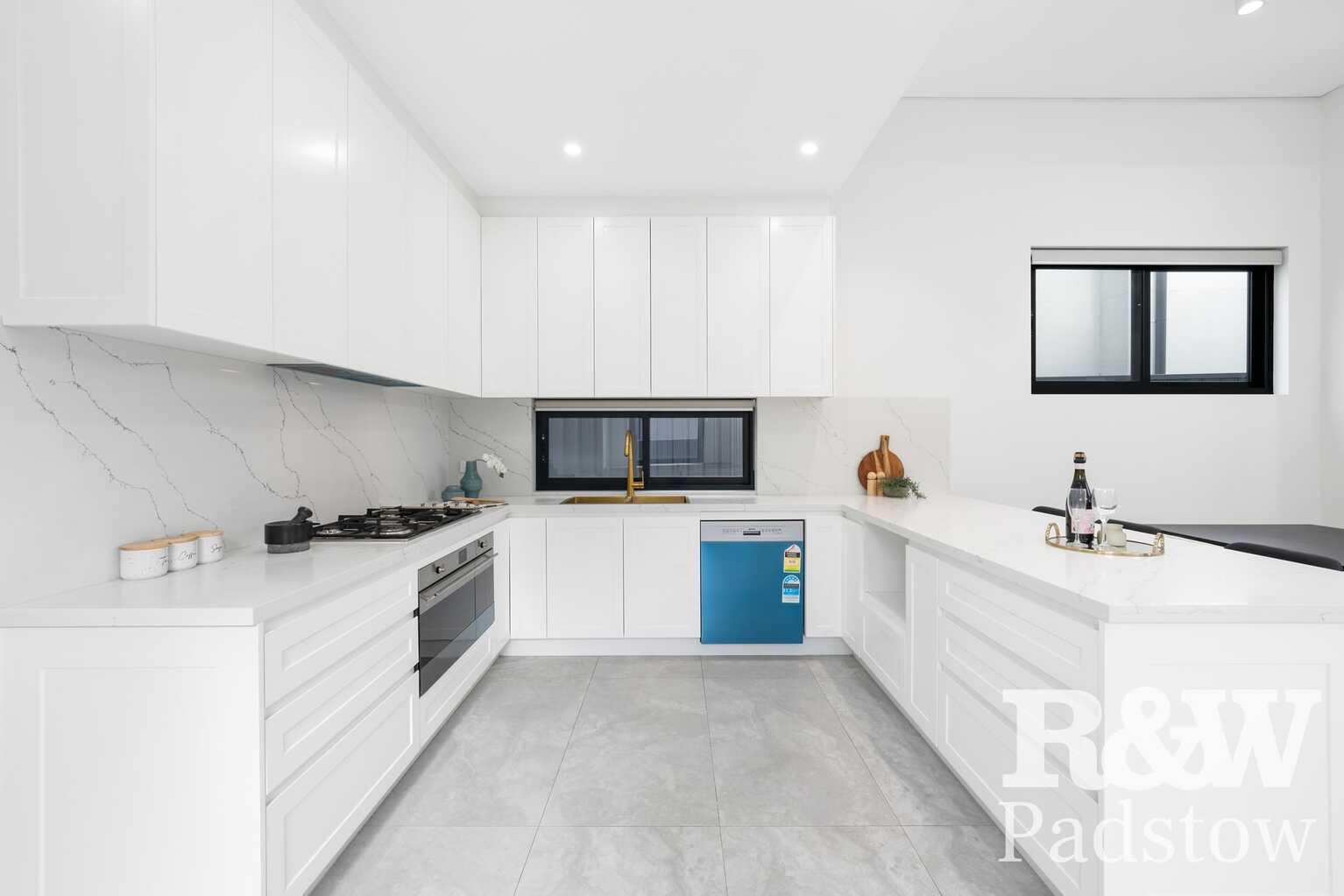 7A Holland Crescent Casula 7A Holland Crescent Casula
