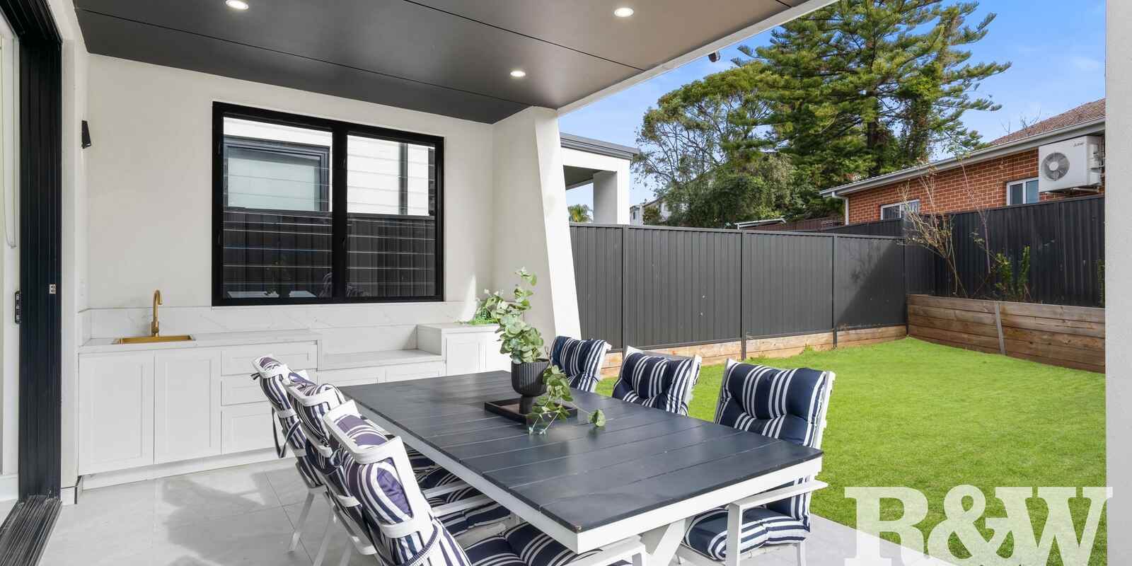 7A Holland Crescent Casula 7A Holland Crescent Casula
