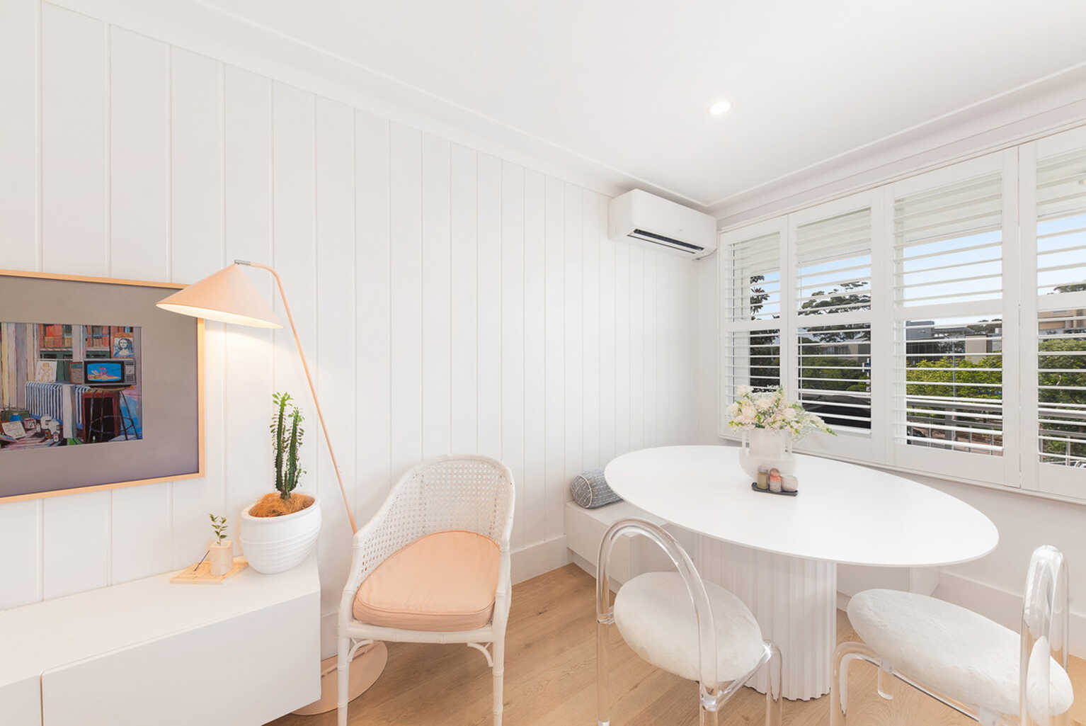 8/492 Military Road (entry via Hale Road) Mosman 8/492 Military Road (entry via Hale Road) Mosman