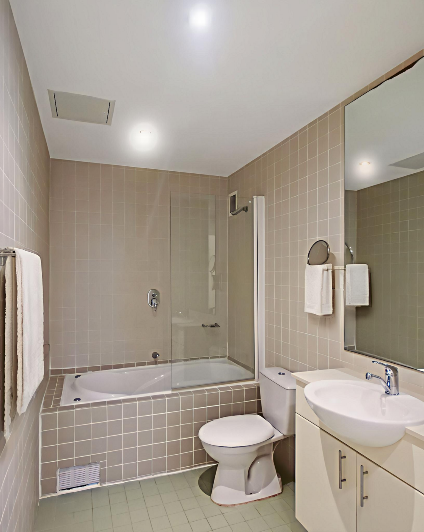 43/7-15 Newland Street Bondi Junction, Junction - Thumbnail 4