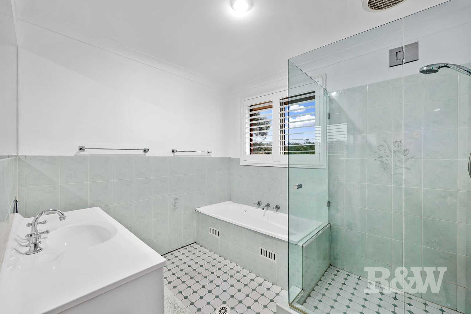 51a Frontignan Street Eschol Park