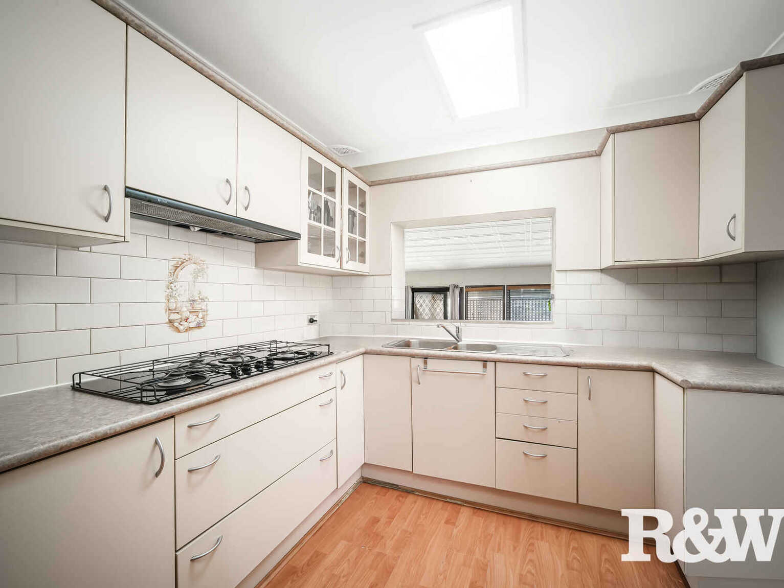 4 Melville Road St Clair 4 Melville Road St Clair