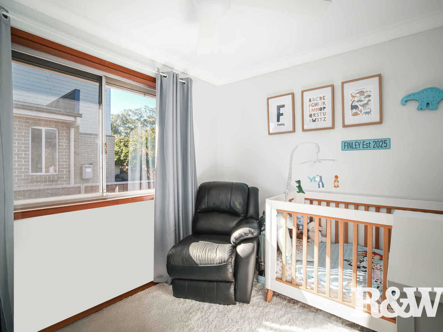 4 Melville Road St Clair 4 Melville Road St Clair