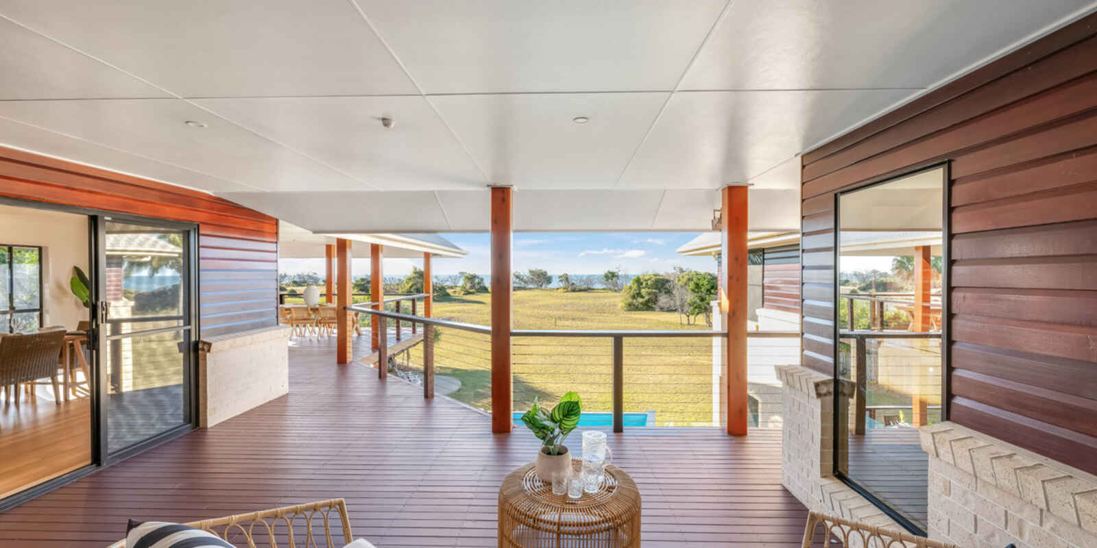 126 Sylvan Drive Moore Park Beach 126 Sylvan Drive Moore Park Beach