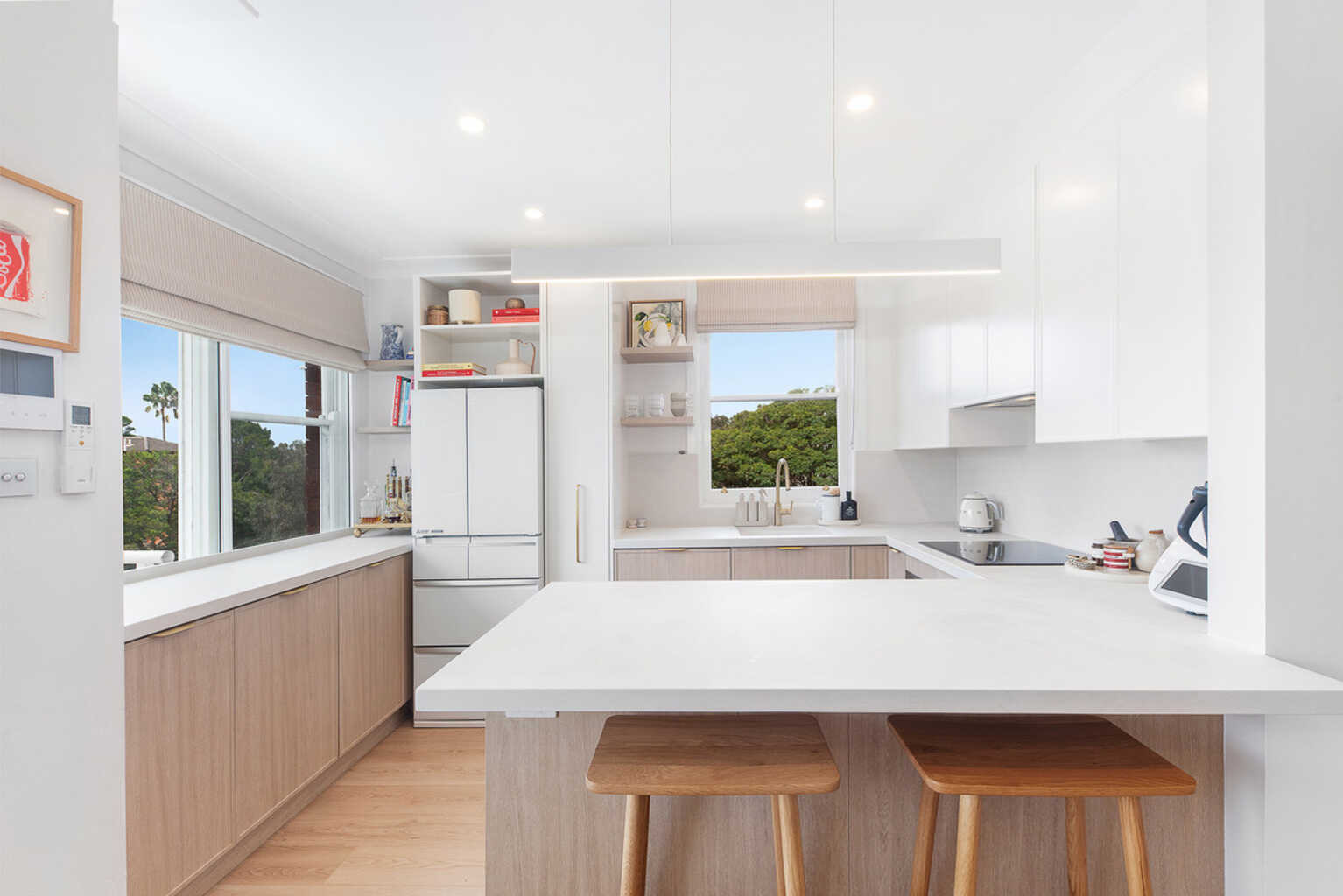 8/492 Military Road (entry via Hale Road) Mosman 8/492 Military Road (entry via Hale Road) Mosman