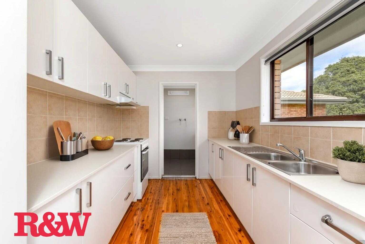 39 Randall Avenue Minto 39 Randall Avenue Minto