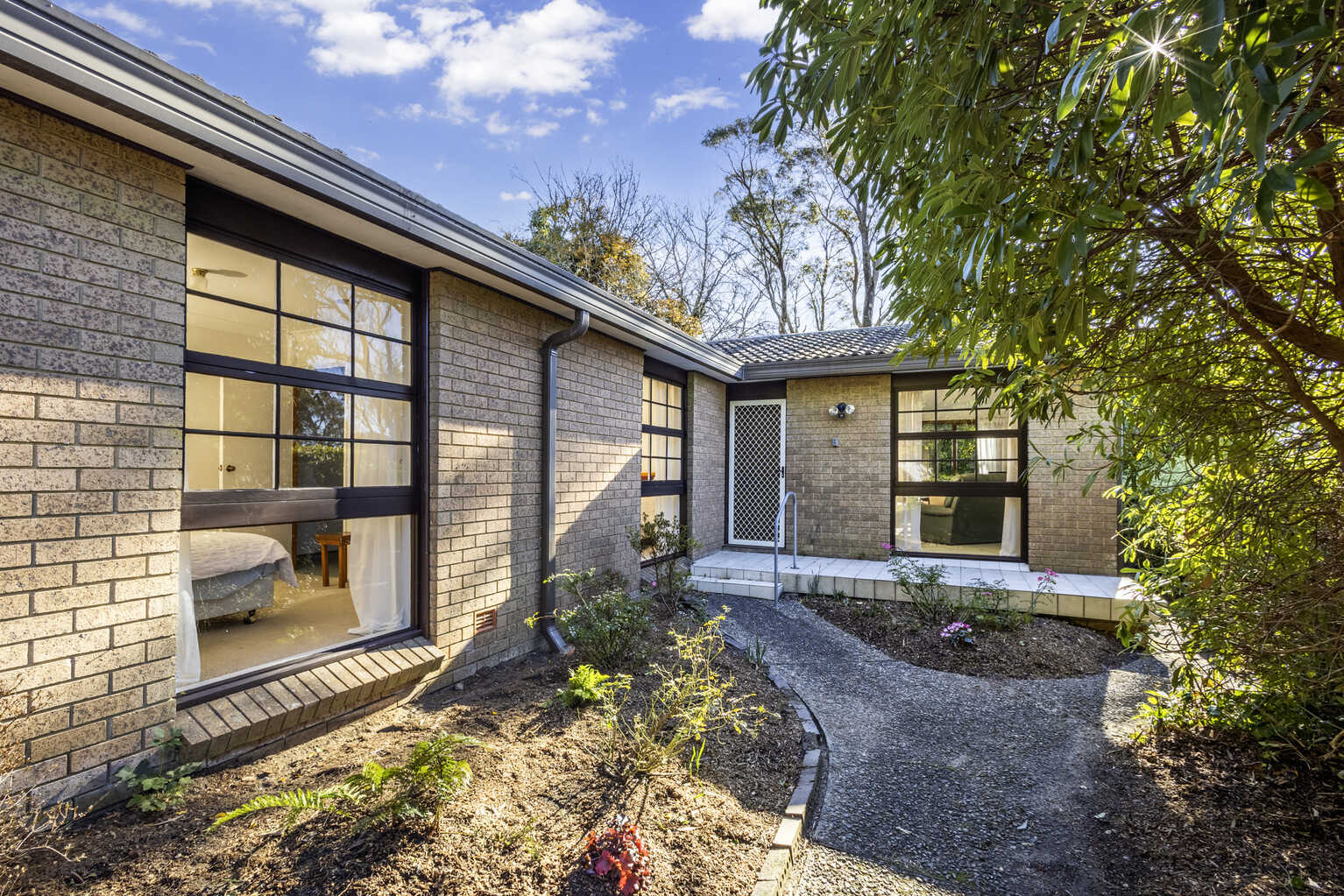 108 Hat Hill Road Blackheath 108 Hat Hill Road Blackheath
