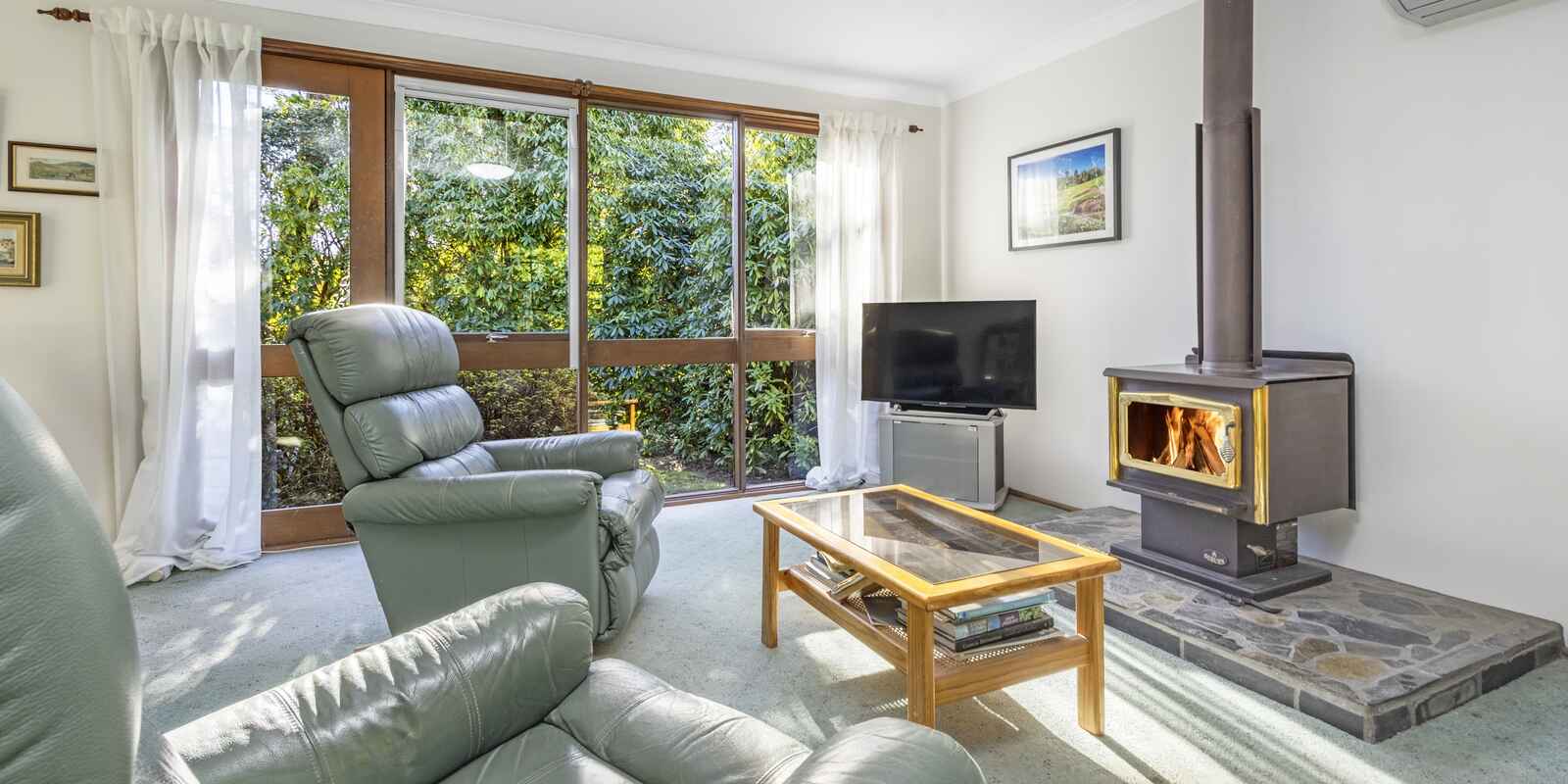 108 Hat Hill Road Blackheath 108 Hat Hill Road Blackheath