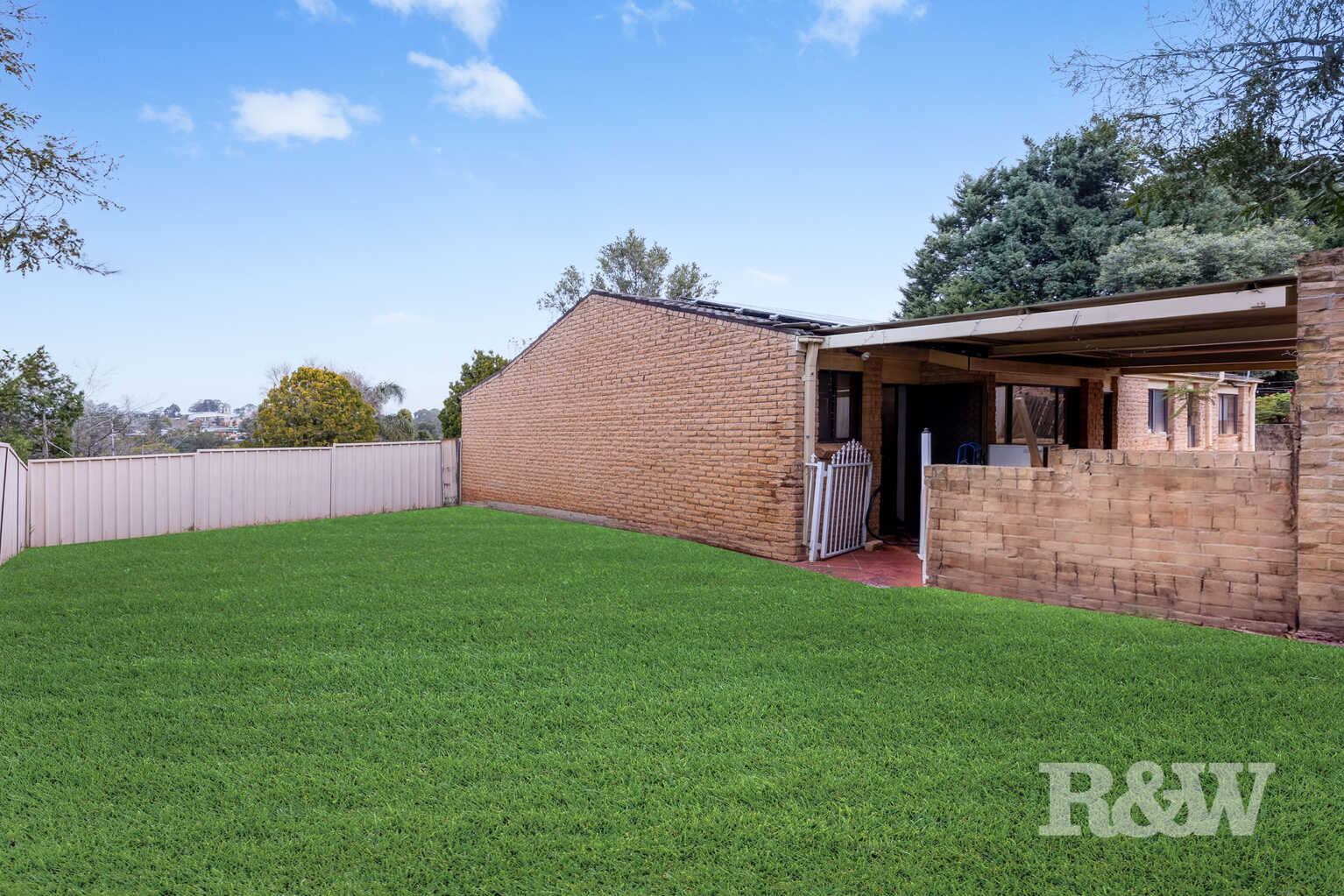 44 Woodcourt Street Ambarvale 44 Woodcourt Street Ambarvale