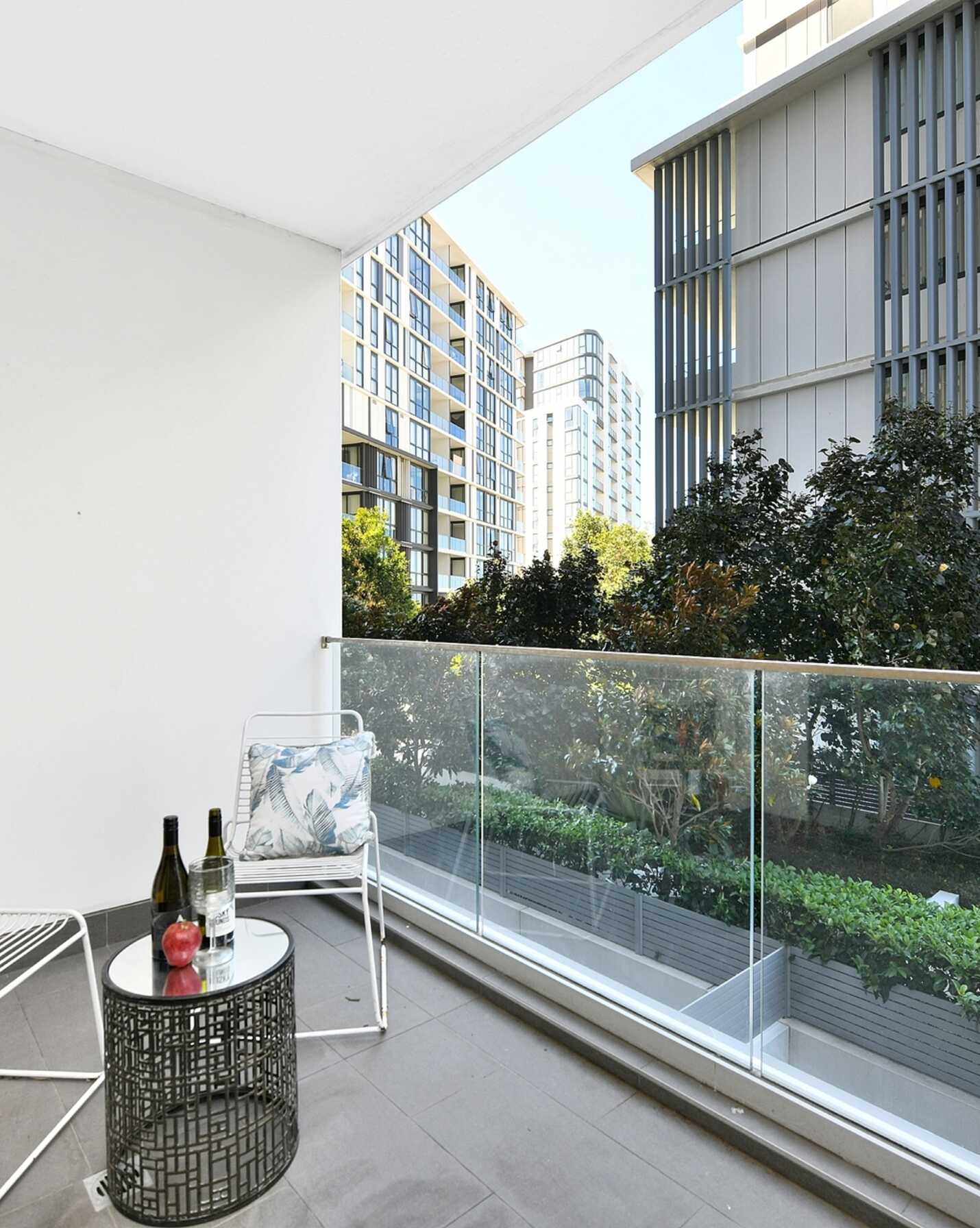 507/9 Brodie Spark Drive Wolli Creek, Creek - Thumbnail 6