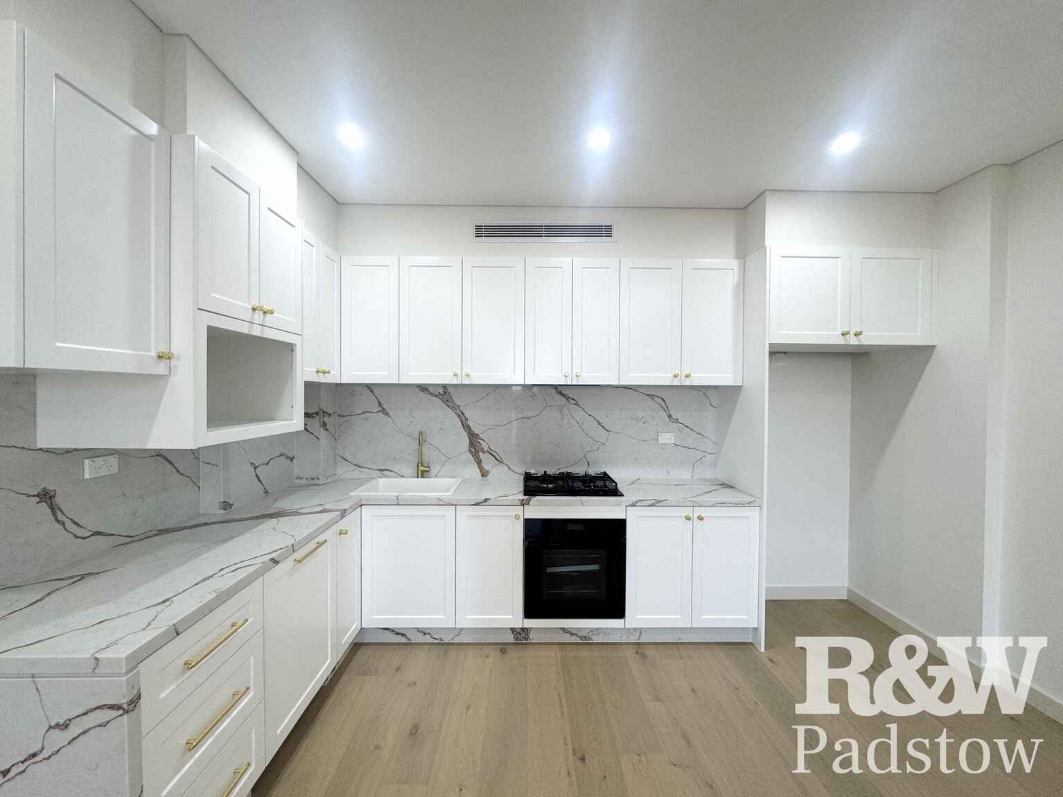 2/146 Lambeth Street Panania
