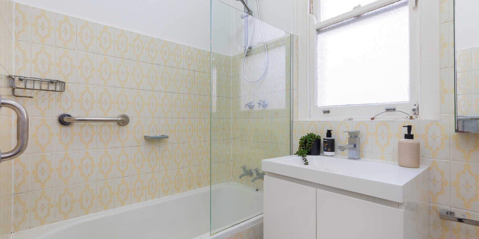 109/3-5 Greenknowe Avenue Elizabeth Bay 109/3-5 Greenknowe Avenue Elizabeth Bay