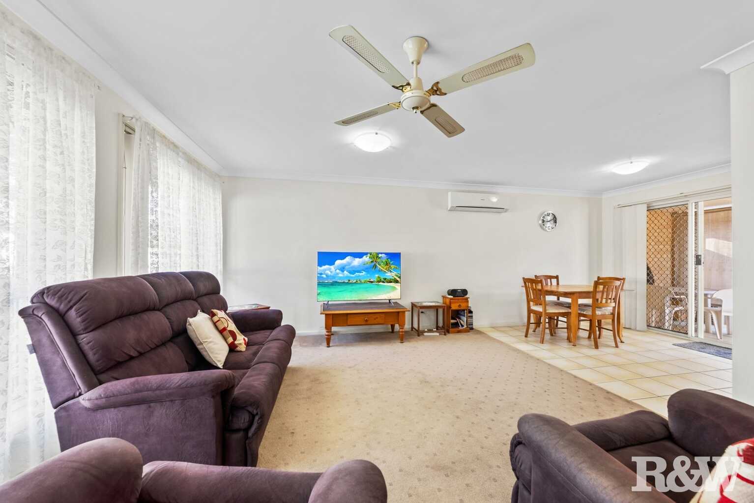 2/16 Warwick Street Blackwall 2/16 Warwick Street Blackwall