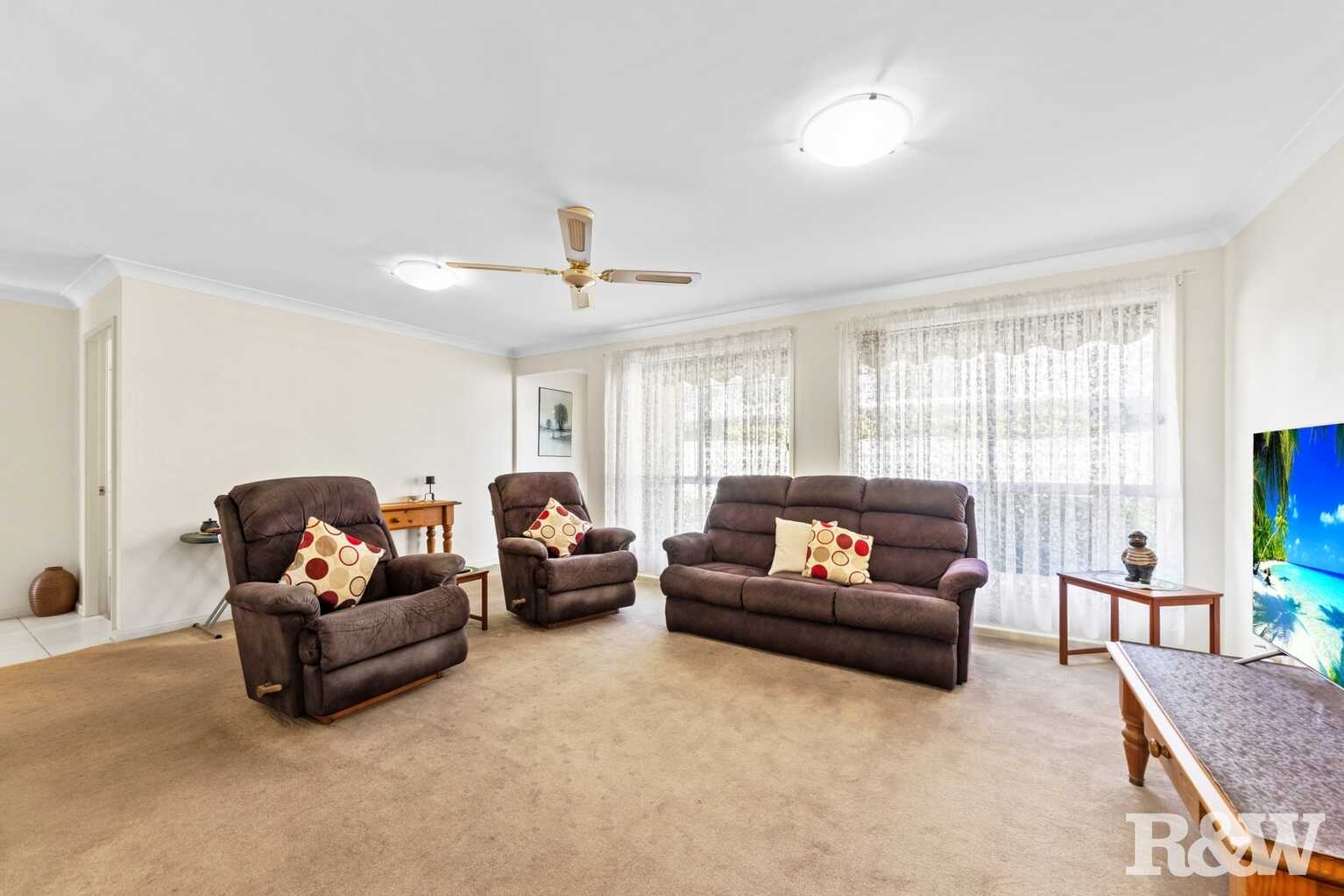 2/16 Warwick Street Blackwall 2/16 Warwick Street Blackwall