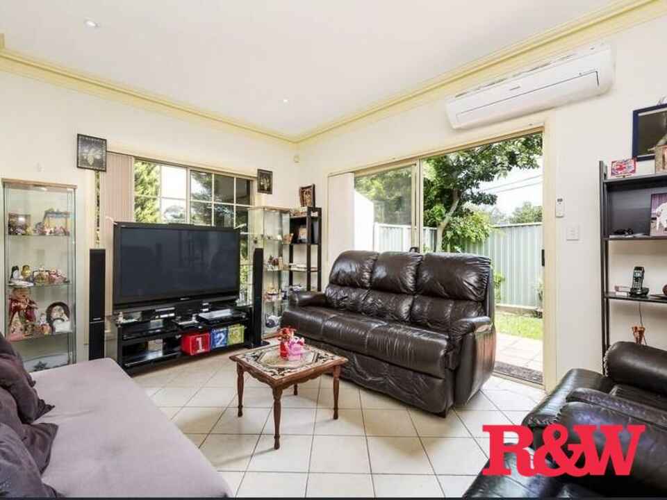 1/25 Samuel Street Ryde