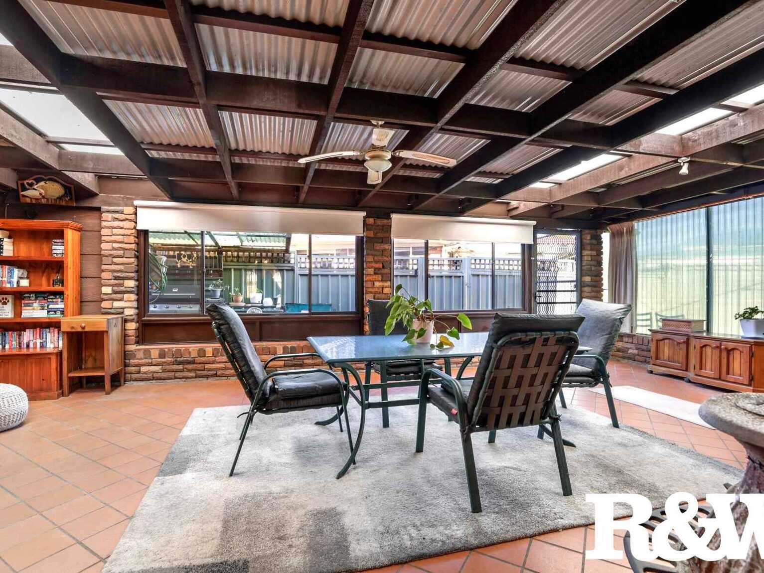 1 Tulip Place St Clair