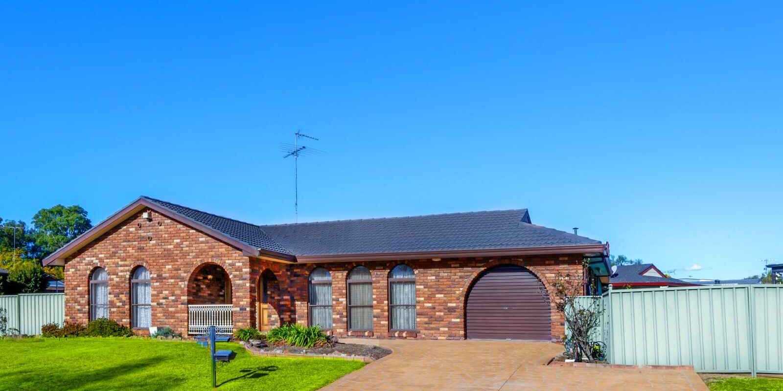 1 Tulip Place St Clair