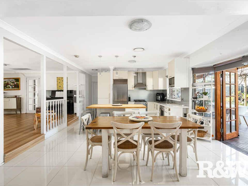 2 Pyramus Place St Clair