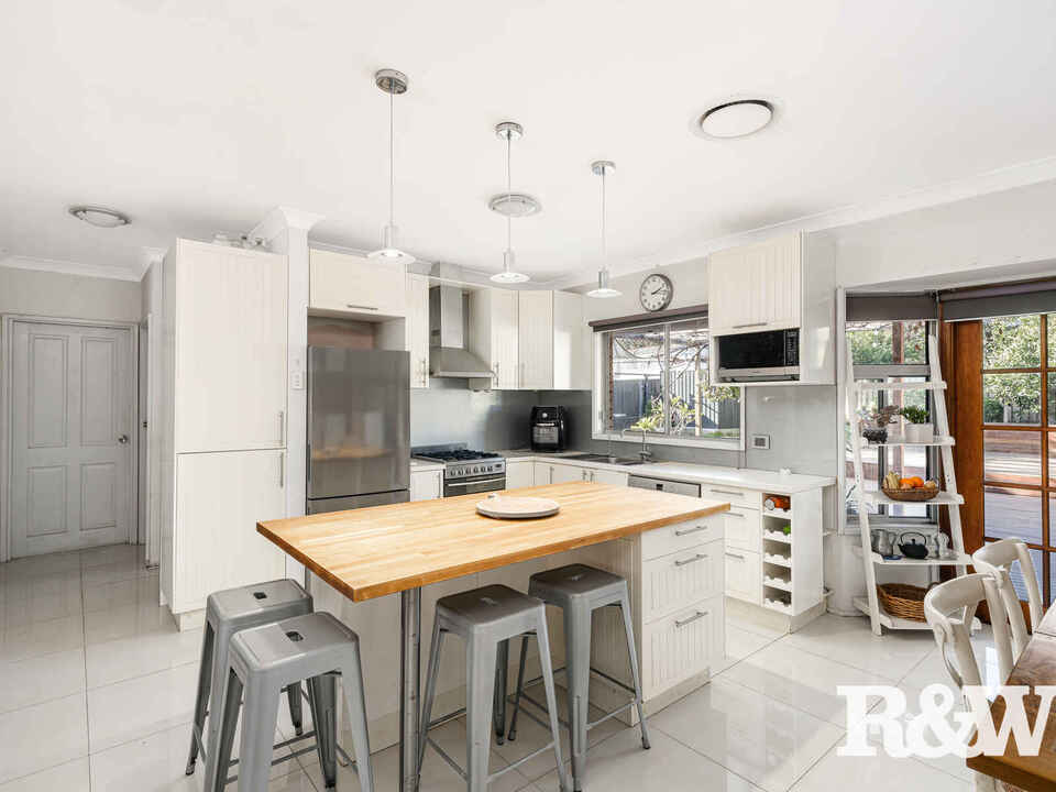 2 Pyramus Place St Clair