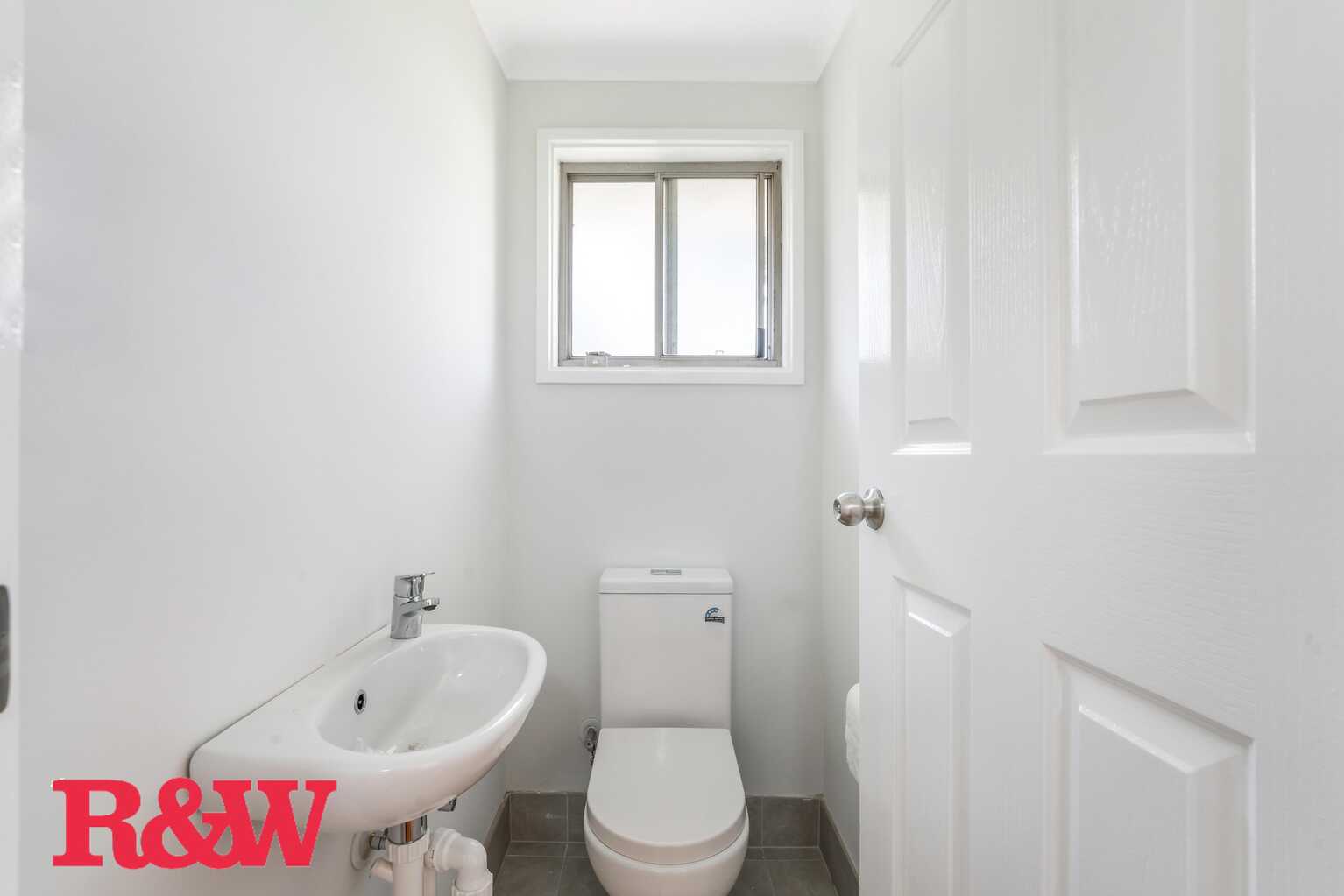 52 Elouera Crescent Woodbine 52 Elouera Crescent Woodbine