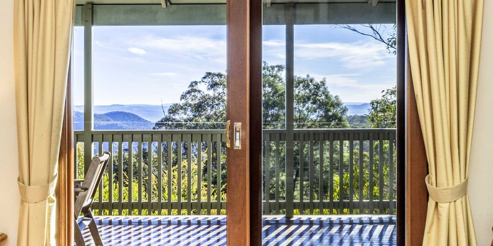 10 Innes Road Mount Victoria 10 Innes Road Mount Victoria