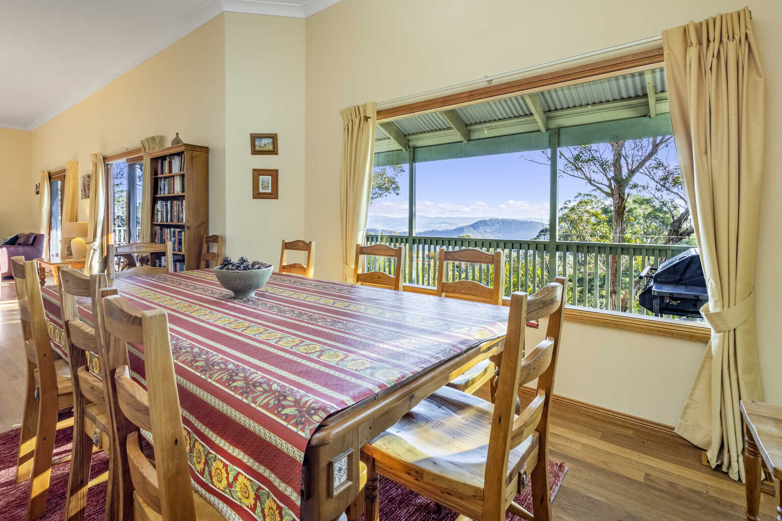 10 Innes Road Mount Victoria 10 Innes Road Mount Victoria