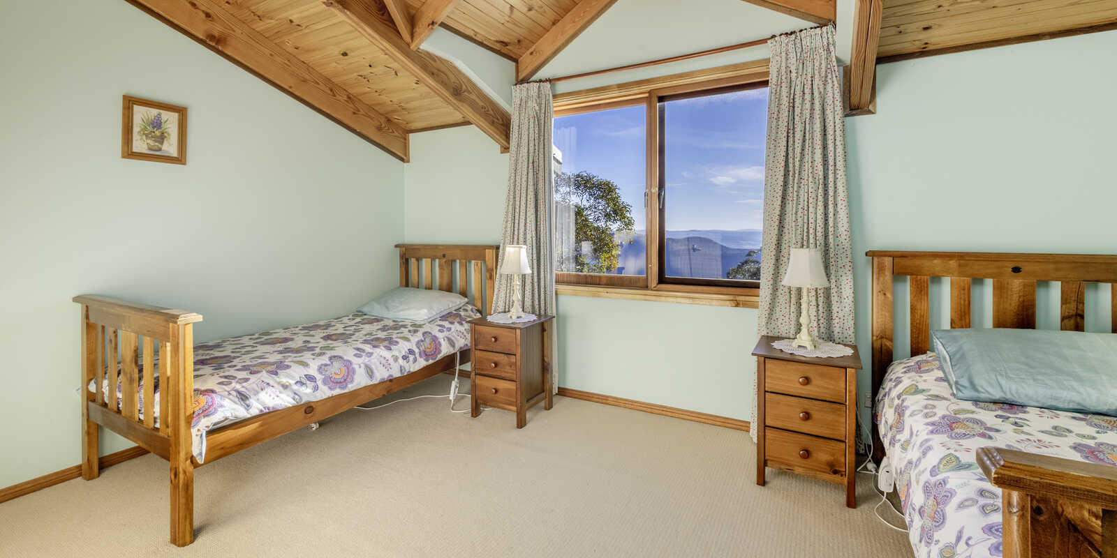 10 Innes Road Mount Victoria 10 Innes Road Mount Victoria