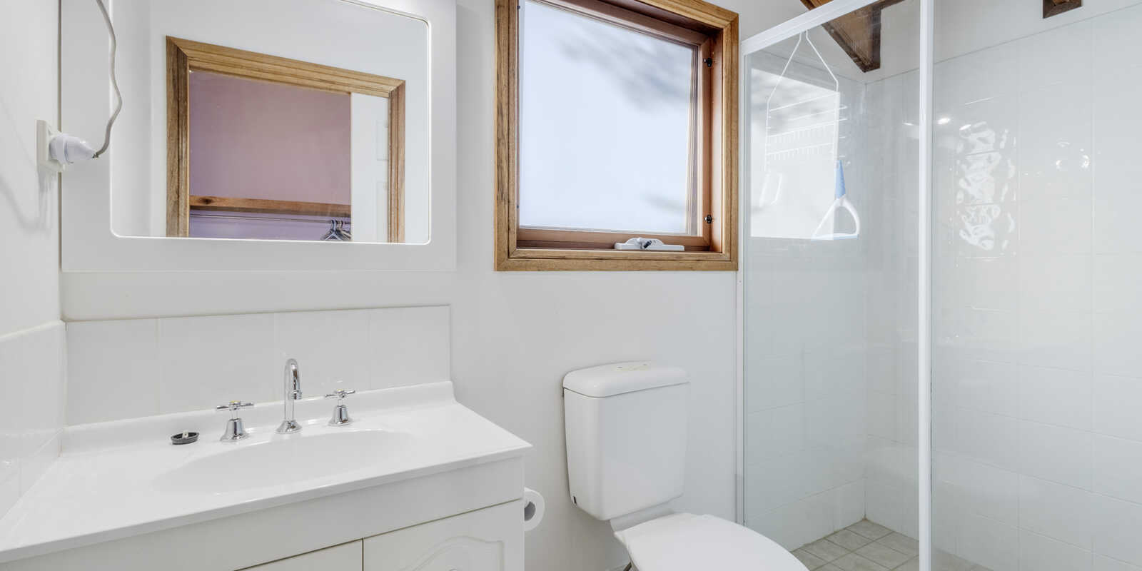 10 Innes Road Mount Victoria 10 Innes Road Mount Victoria