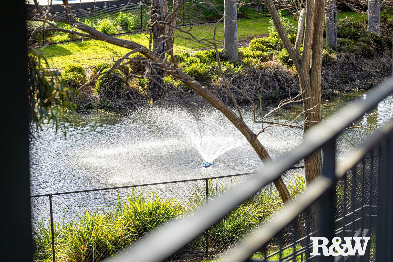 13 JANE JARVIS WAY Macquarie Links 13 JANE JARVIS WAY Macquarie Links