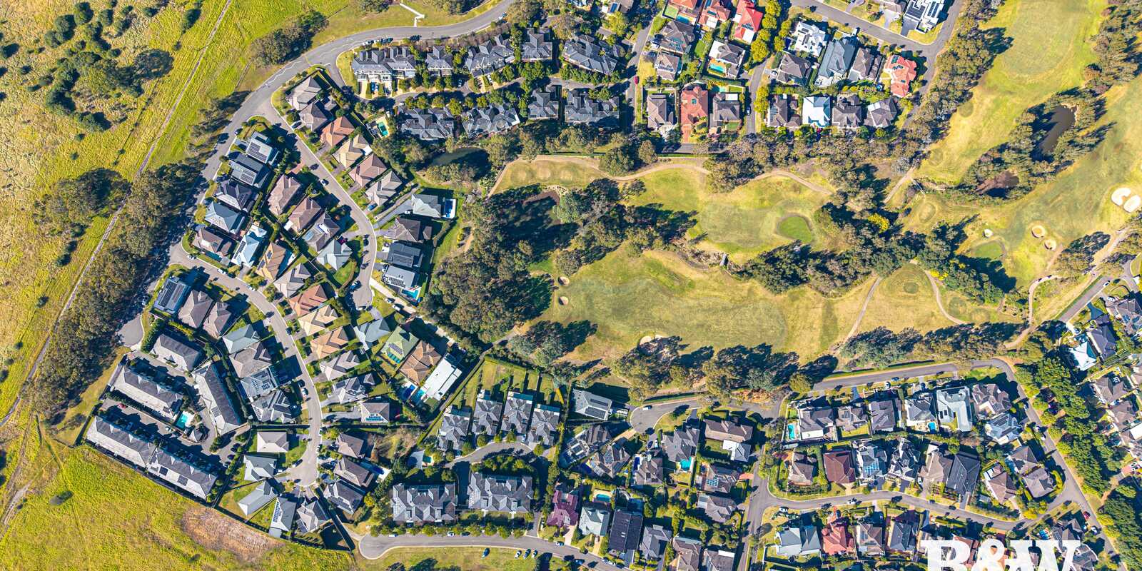 13 JANE JARVIS WAY Macquarie Links 13 JANE JARVIS WAY Macquarie Links