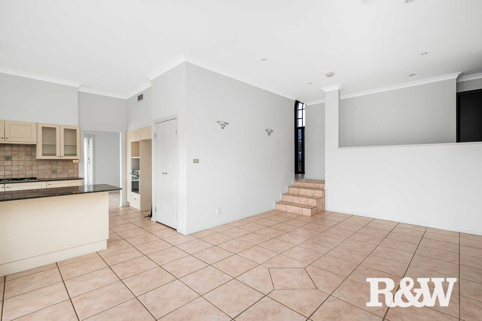 27 Explorers Way St Clair 27 Explorers Way St Clair