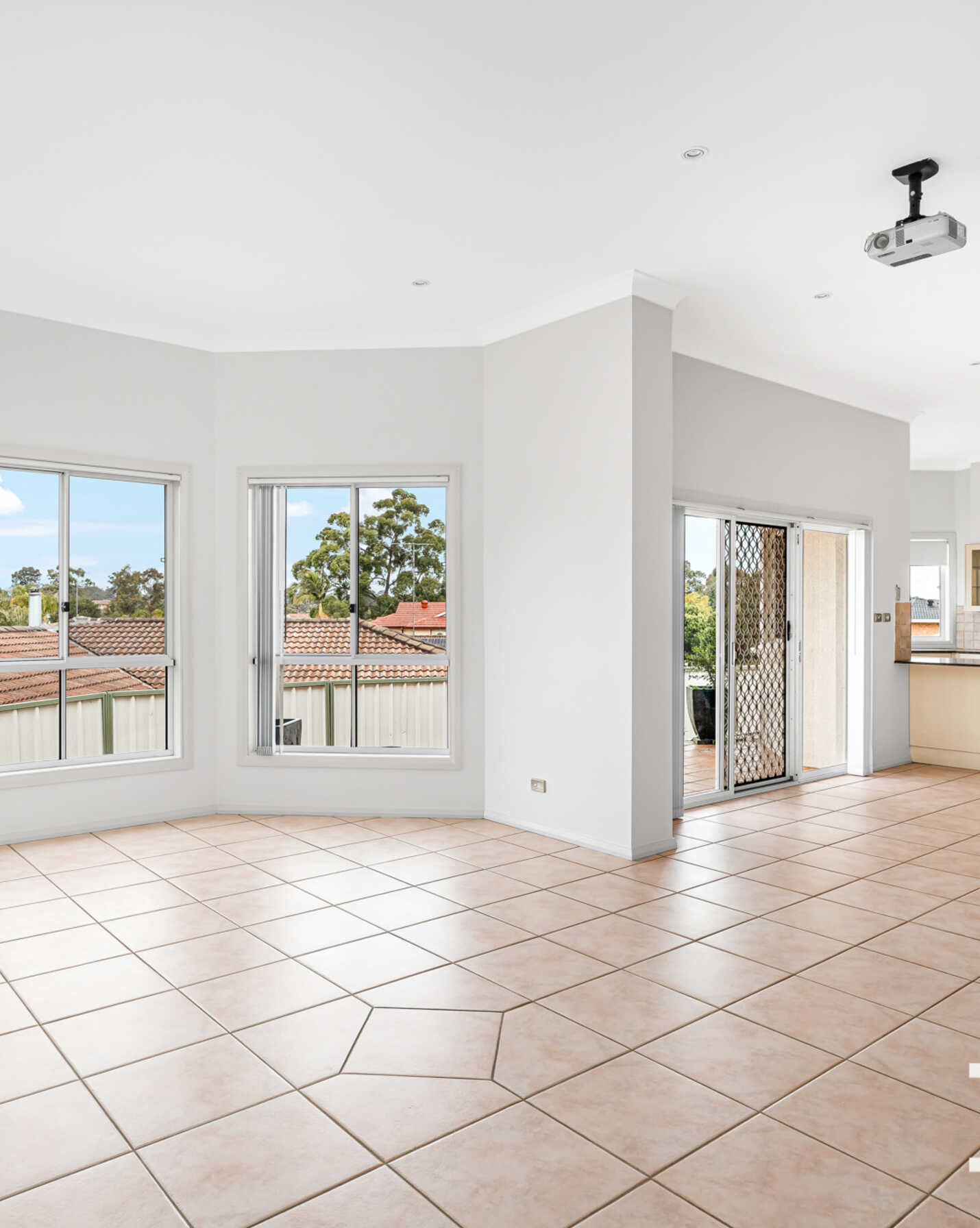 27 Explorers Way St Clair, Clair - Thumbnail 6