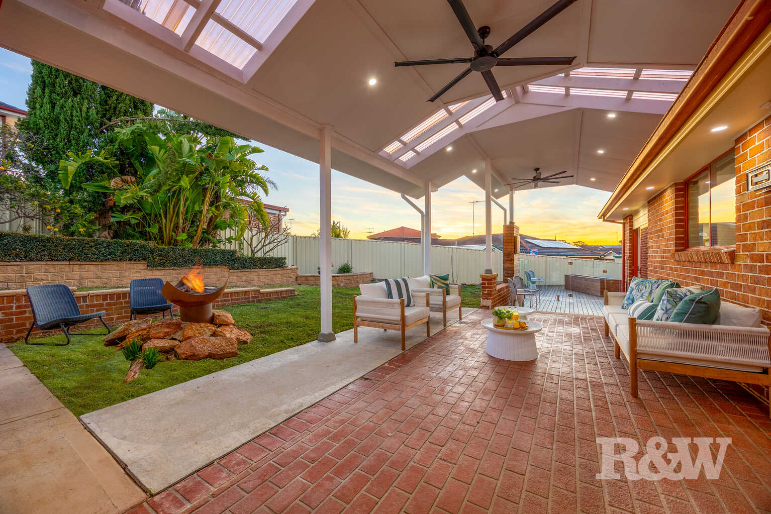 65 MANNA GUM ROAD Narellan Vale 65 MANNA GUM ROAD Narellan Vale