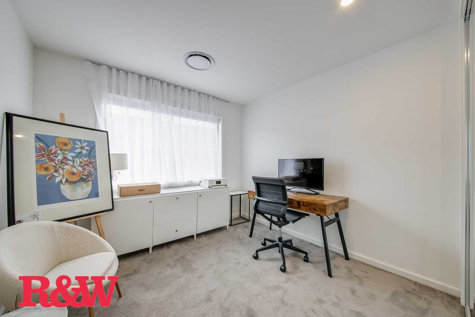 9 Hewitson Court Gledswood Hills