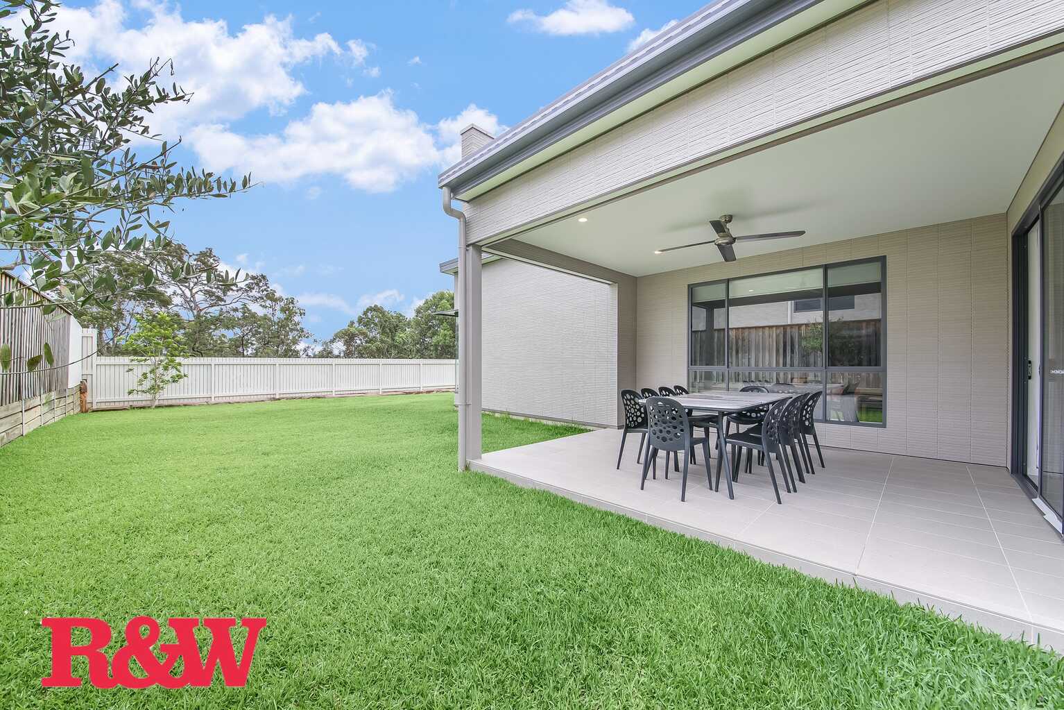 9 Hewitson Court Gledswood Hills