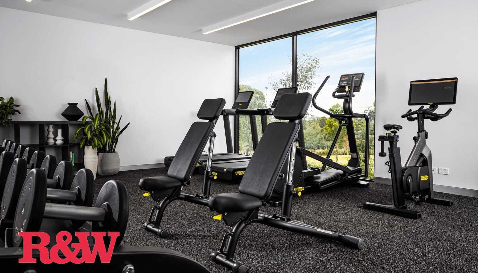 9 Hewitson Court Gledswood Hills