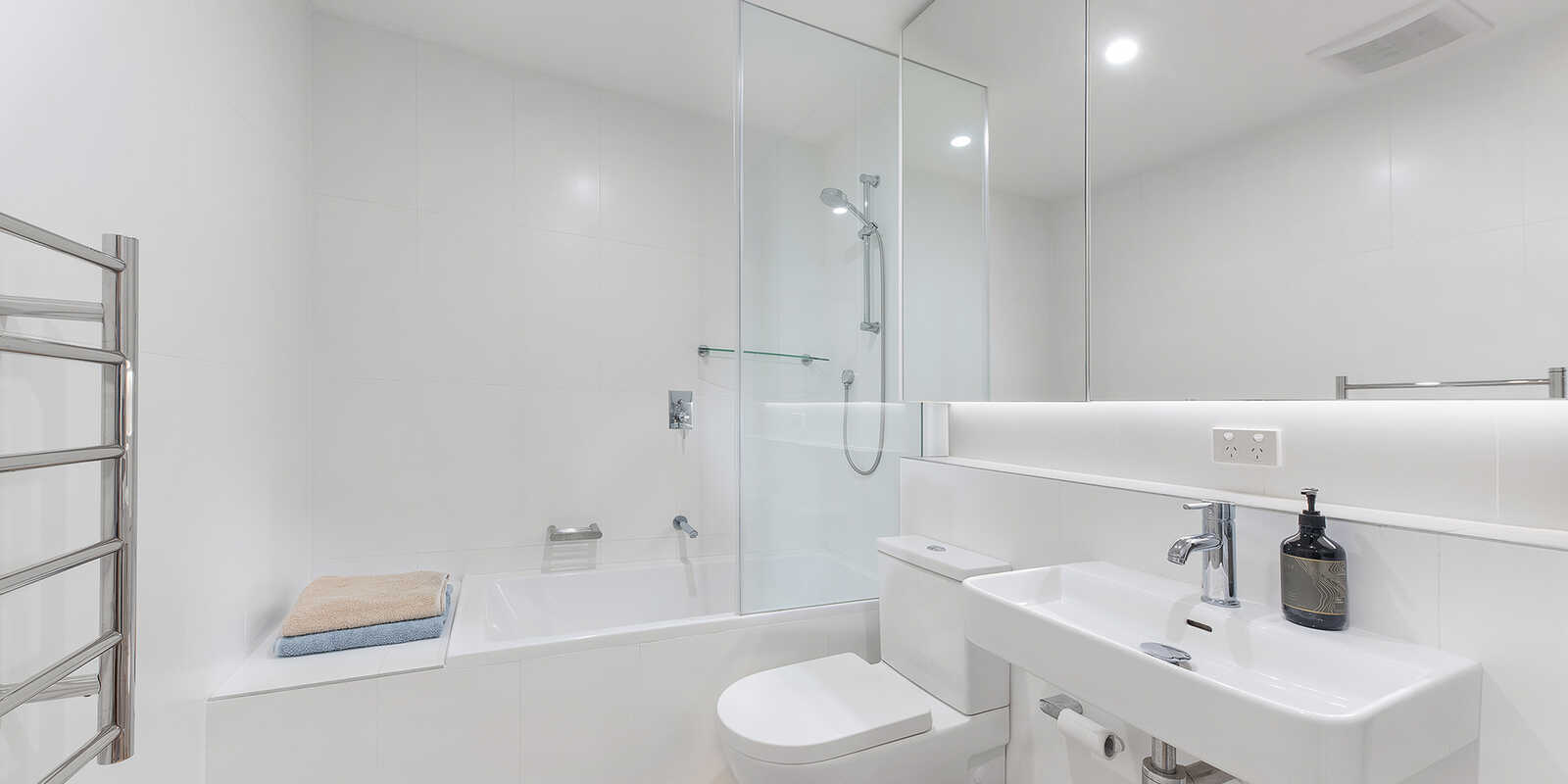 102/2 Hazelbank Place North Sydney 102/2 Hazelbank Place North Sydney