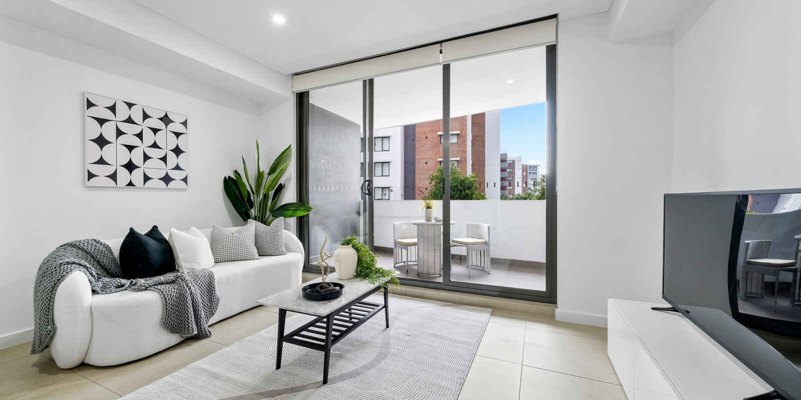 C102/3 Madden Close Botany