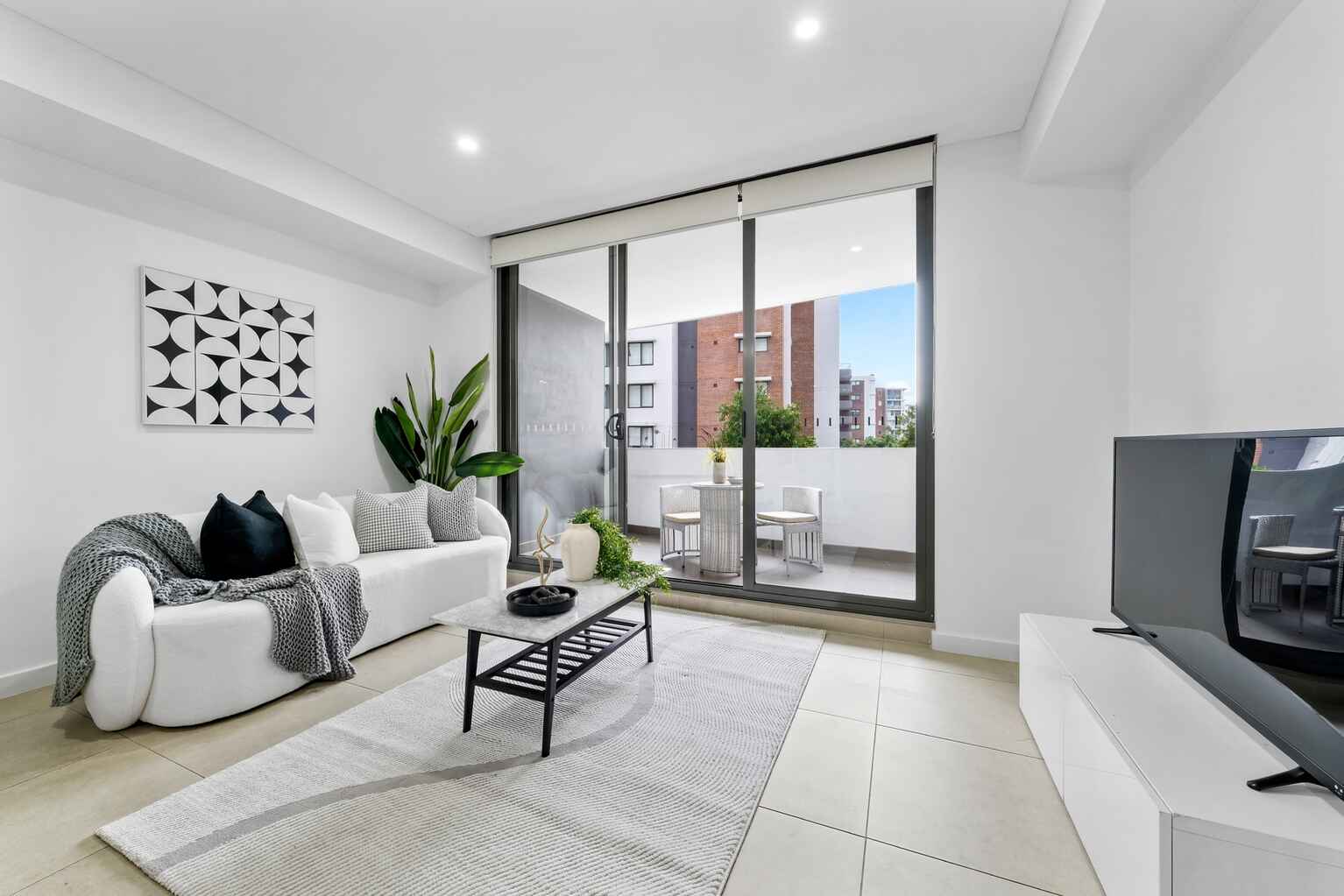 C102/3 Madden Close Botany