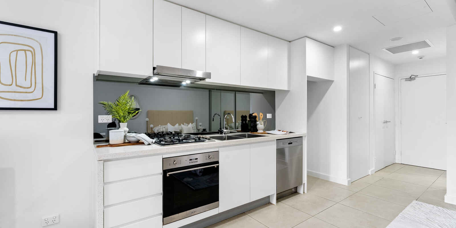 C102/3 Madden Close Botany