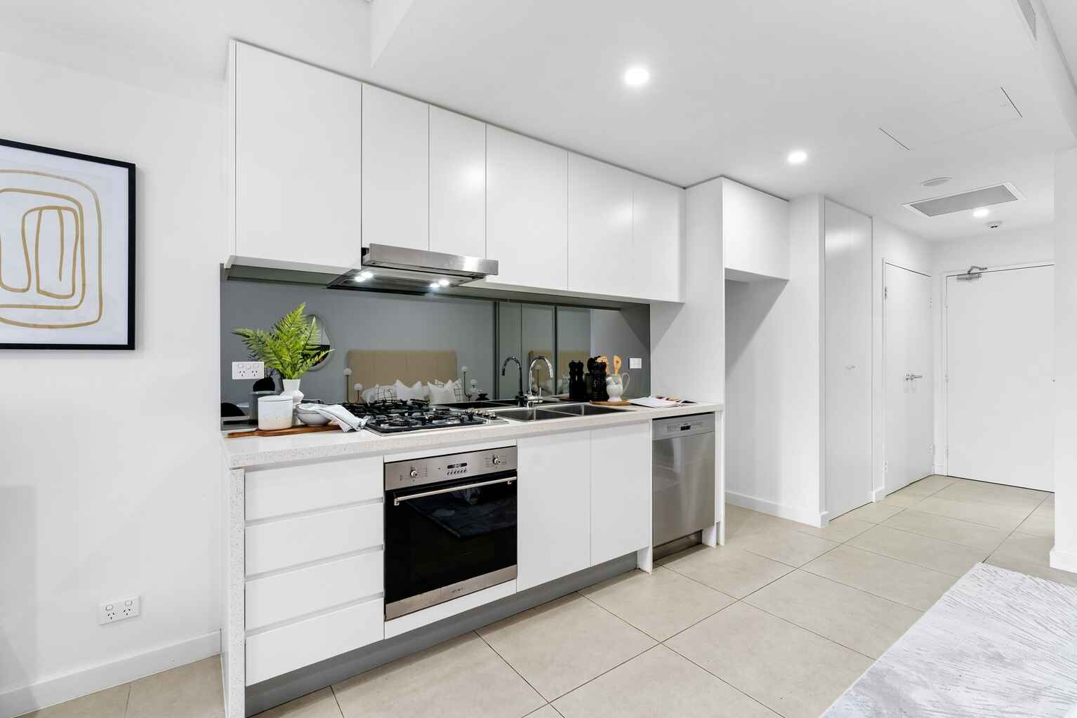 C102/3 Madden Close Botany