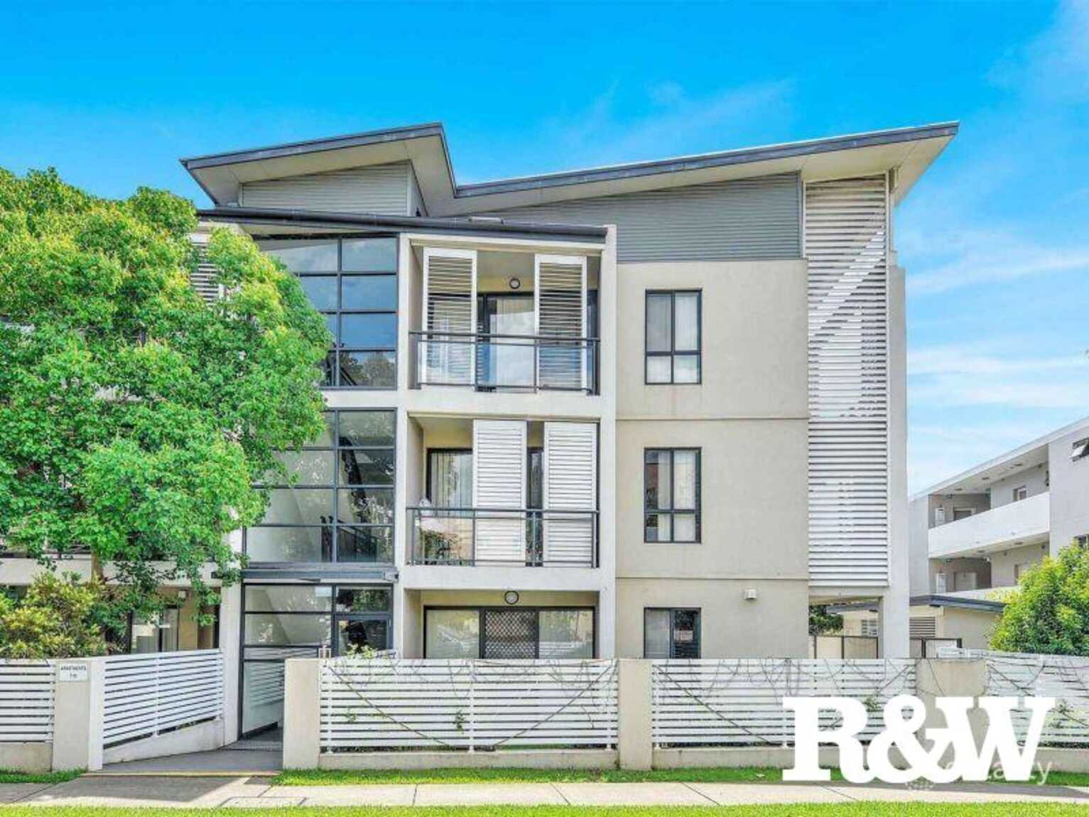2/13-15 Lydbrook Street Westmead 2/13-15 Lydbrook Street Westmead