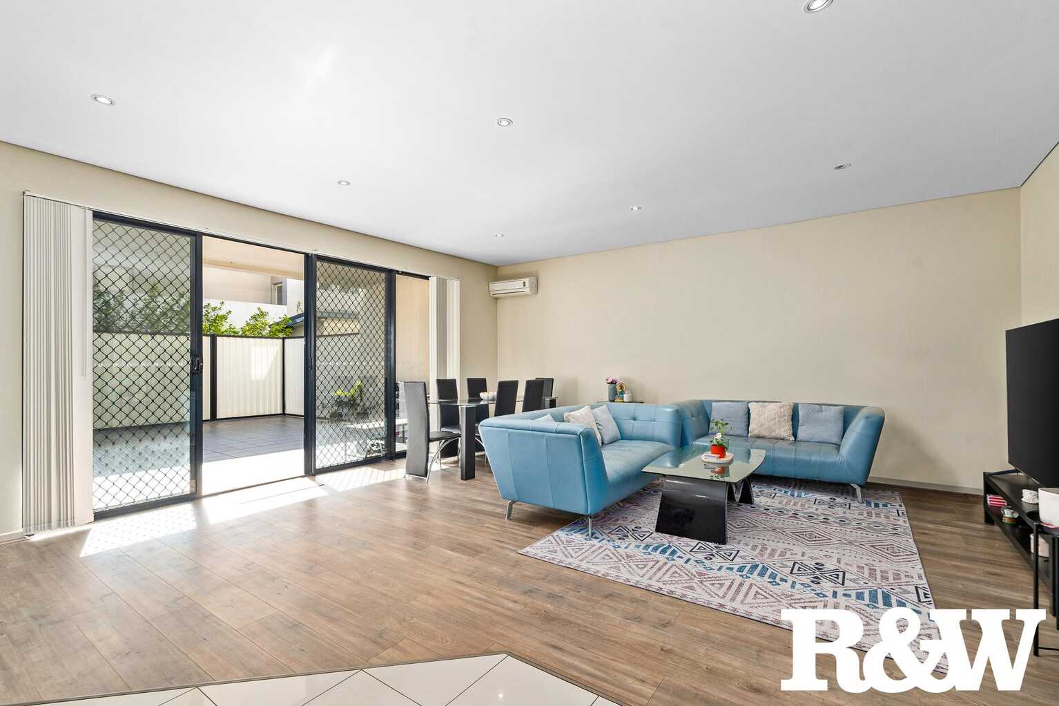 2/13-15 Lydbrook Street Westmead 2/13-15 Lydbrook Street Westmead