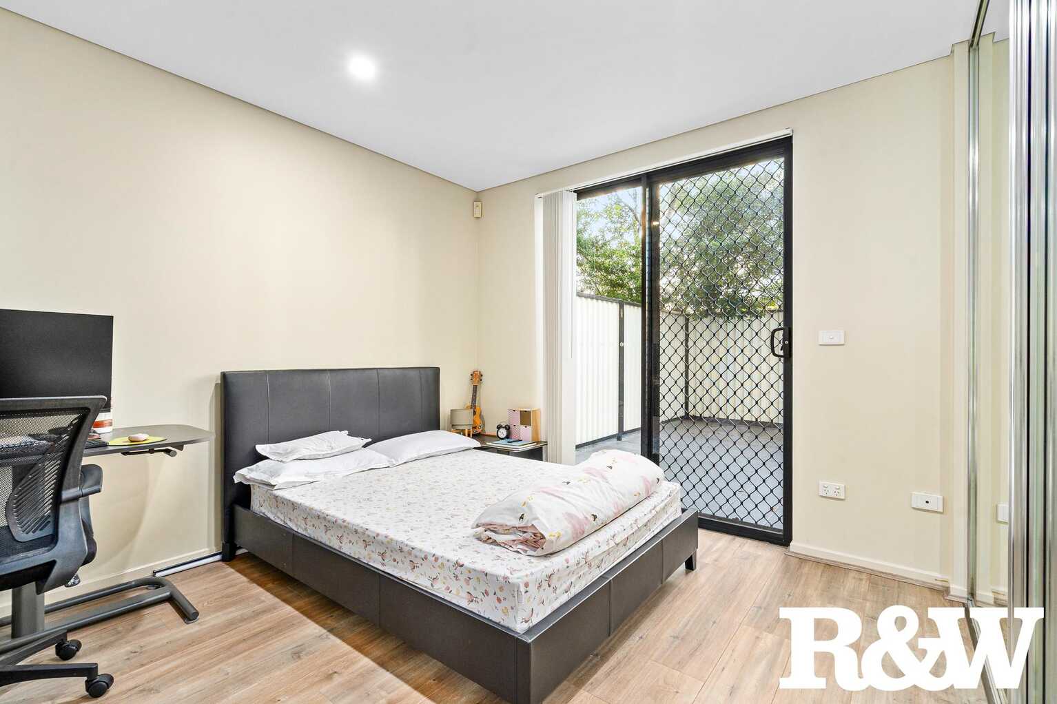 2/13-15 Lydbrook Street Westmead 2/13-15 Lydbrook Street Westmead